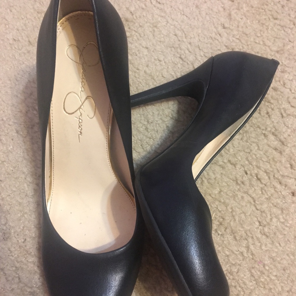 Jessica Simpson Black Pumps Size 8